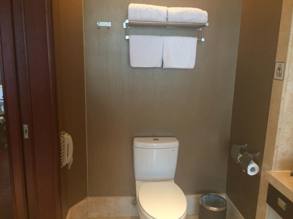 Shenzhen Baoan Royal International Hotel Zimmer foto